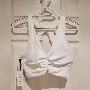 NWT Aritzia TnAction white bra top